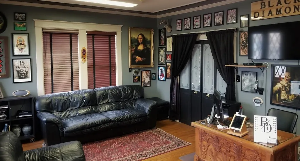 Black Diamond Tattoo Studio — Tattoo shop in Murfreesboro
